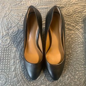 Banana republic heels